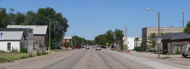 Palisade, Nebraska : Main Street, looking north from about Railway Street.