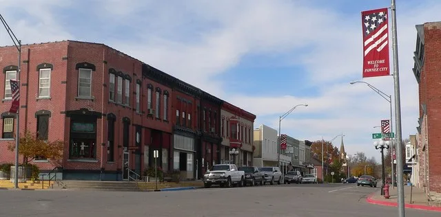 Pawnee City, Nebraska : west side of G Street, looking northwest from about 6th Street.