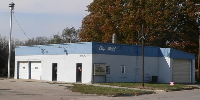 City hall in Prague, Nebraska .