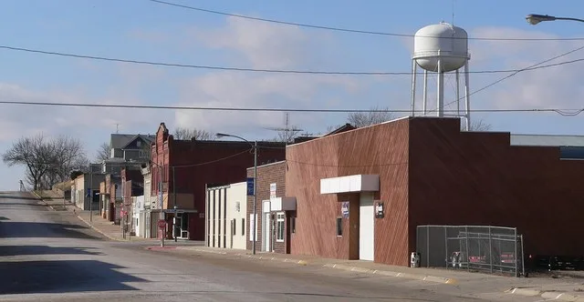 Randolph, Nebraska : north side of Broadway Street, looking west from about Nebraska Street.