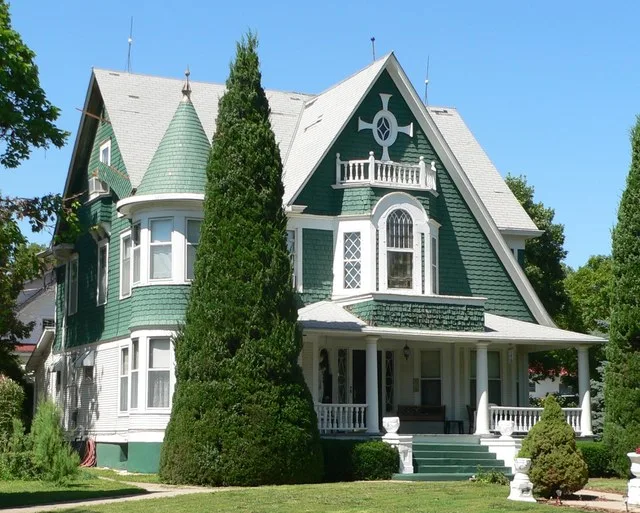 Wallace Warren and Lillian Genevieve Bradshaw Kendall House at 412 E. 7th Street, Superior, Nebraska ; seen from the southwest. The Shingle Style house was built in 1898, and is l...