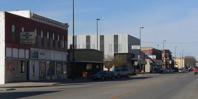 Downtown Tekamah, Nebraska : west side of 13th Street, looking northwest from about I Street.