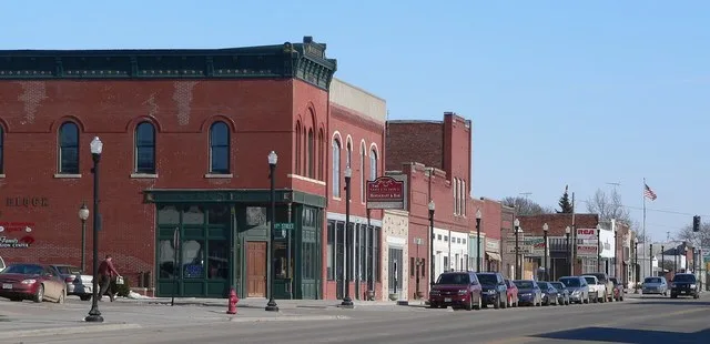 Downtown Wisner, Nebraska : northeast side of Avenue E.