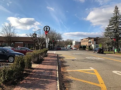 A picture of downtown Cresskill, New Jersey as seen from the main street of Union Avenue