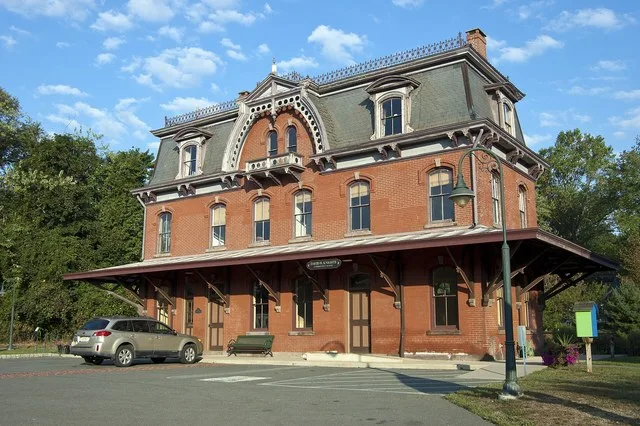 Hopewell Station in fall 2019