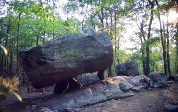 Tripod Rock in Kinnelon , New Jersey .
