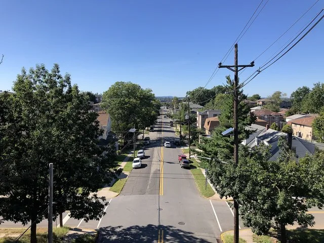 View north along Bergen County Route 501 (Central Avenue) from the overpass for U.S. Route 1, U.S. Route 9 and U.S. Route 46 in Palisades Park, Bergen County, New Jersey