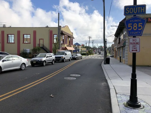View south along Atlantic County Route 585 (Main Street) just south of U.S. Route 40 and U.S. Route 322 (Black Horse Pike) in Pleasantville, Atlantic County, New Jersey