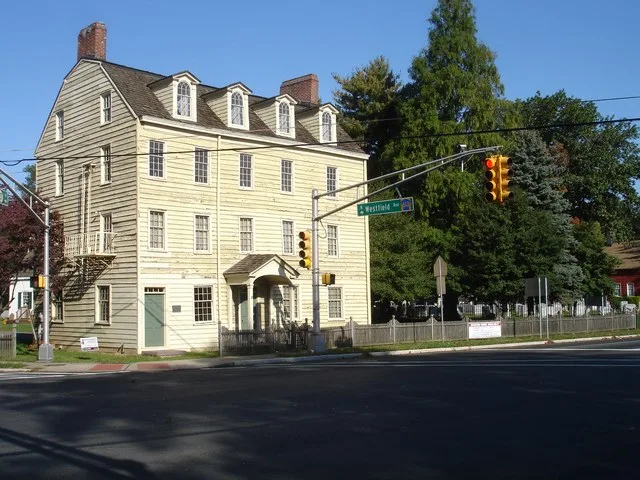 I took this photo of the Merchants' and Drovers' Tavern myself on October 15, 2011.