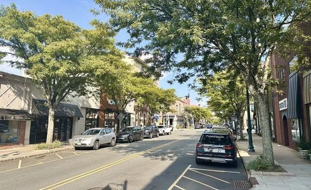 Summmit downtown on Springfield Avenue