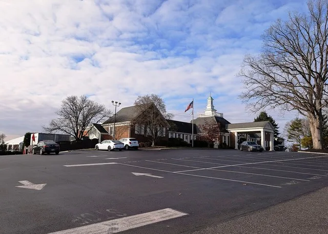 Photo of the Tavistock Country Club clubhouse in Tavistock , New Jersey . Photo taken from Tavistock Lane looking west-southwest.