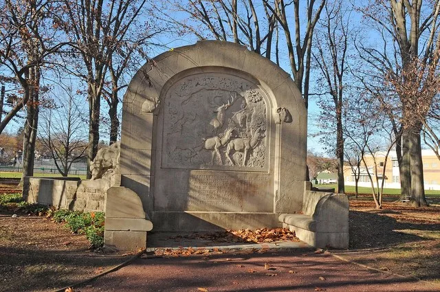 THE MONUMENT IS DEDICATED TO THEODORE ROOSEVELT NOT AS PRESIDENT BUT AS A CONSERVATIONIST. THE MONUMEMT WAS ERECTED IN 1928 AND TRYGVIE HAMMER WAS THE SCULPTOR This is an image of...