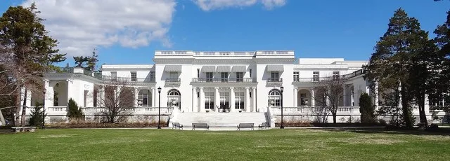 Murry Guggenheim House , now the Guggenheim Library at Monmouth University .