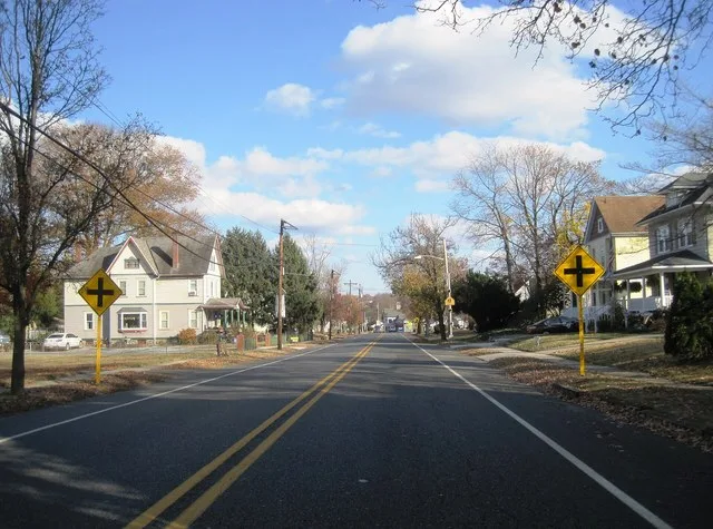 Photo of eastbound County Route 652 (Elm Avenue) in Woodbury Heights , New Jersey . Photo taken looking east between 4th Street and Jersey Avenue.