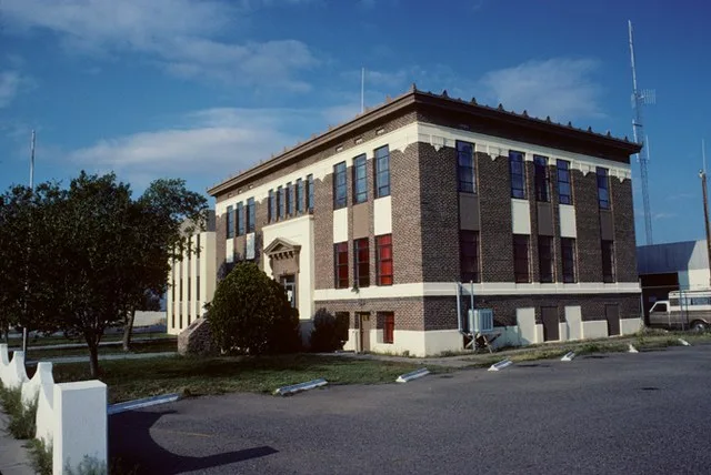 Hidalgo County courthouse in Lordsburg, New Mexico