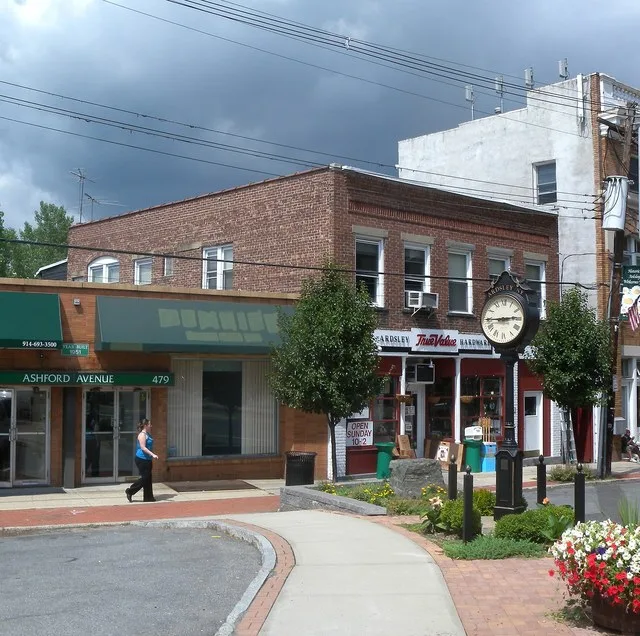 Looking north across Ashford Avenue plaza in Ardsley.