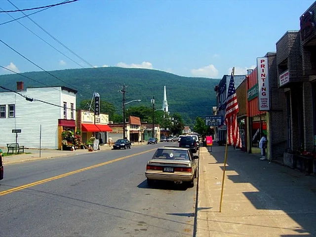 Looking east along Canal Street ( NY 52 ) in Ellenville, NY