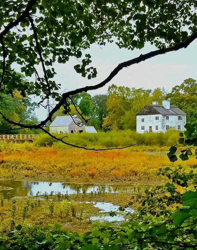 Philipsburg Manor House, viewed from outside the museum grounds.