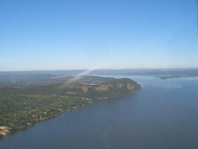 The Hudson River with a view north , Upper Nyack, New York, USA October 2006