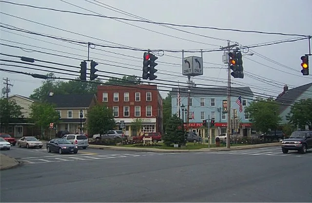 Photographed June 11, 2005 by Daniel Case . Intersection of NY 94 and NY 208 at center of Washingtonville, New York .
