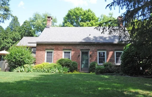 BUILT BY DUTCH SETTLERS IN THE MID 18TH CENTURY
