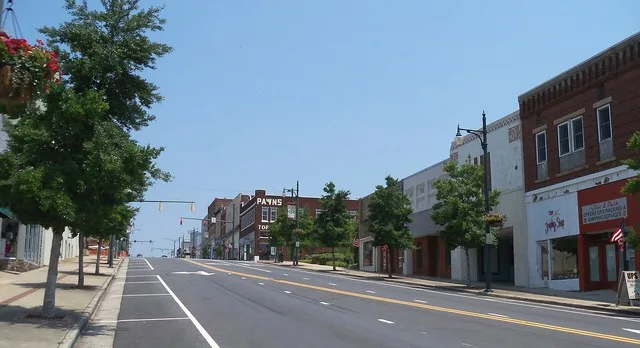 Street in downtown Albemarle, North Carolina, USA.