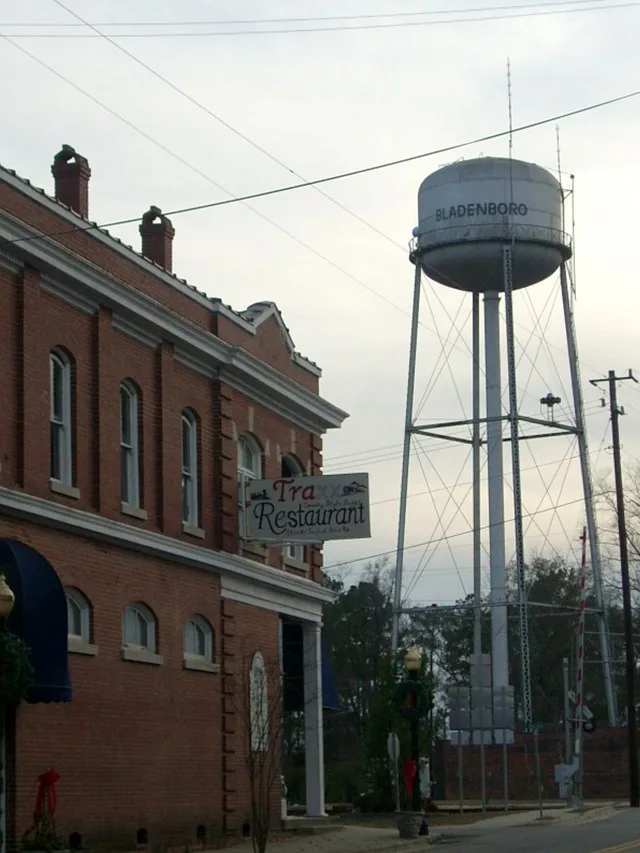 The now-closed Traxx Restaurant, next to the water tower in Bladenboro, NC