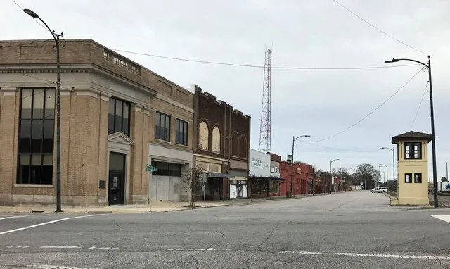 Enfield, North Carolina, view up North Railroad Street