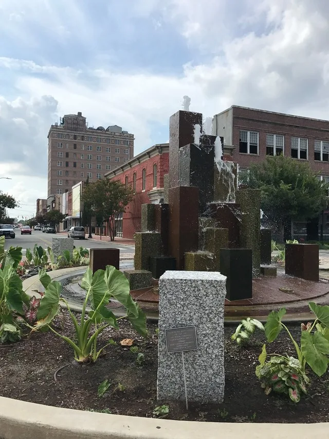 Fountain in traffic circle at intersection of Center and Walnut Streets in Goldsboro, North Carolina