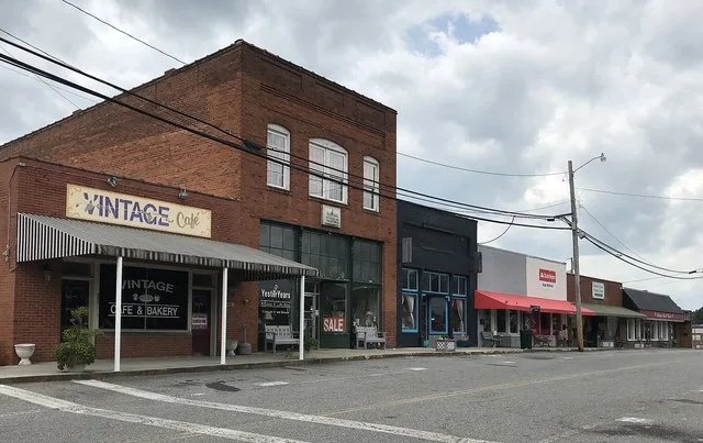 Commercial buildings on Central Street in Hudson, North Carolina