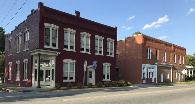 Buildings in Jackson; Bank of Northampton on the left