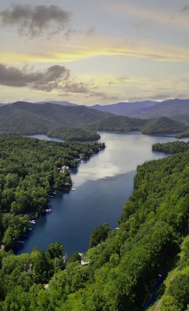 Lake Santeetlah in Graham County, North Carolina – aerial view