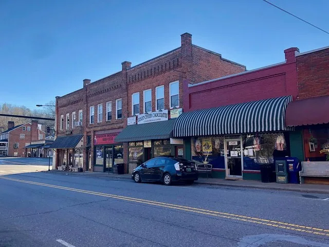 Main Street, Mars Hill, NC