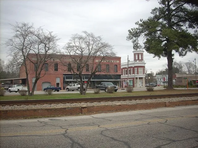 Maxton has seen better days. It was once an important center of commerce in southeastern NC. This is a view of the downtown area.