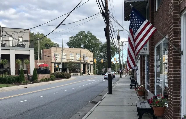 West Franklin Street in downtown Mount Pleasant, North Carolina