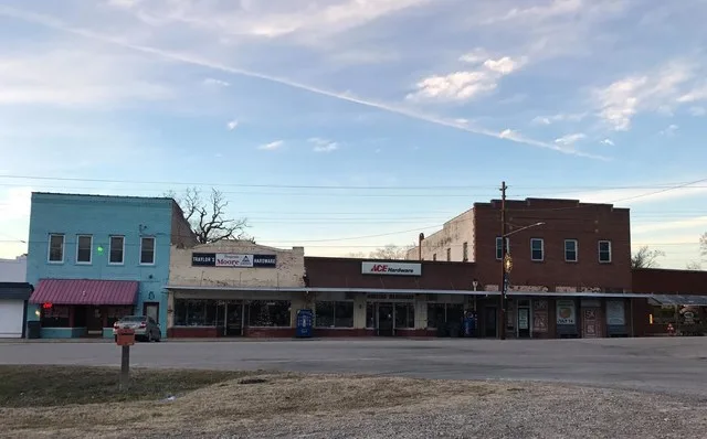 Strip of buildings along Hyco Street in downtown Norlina, North Carolina