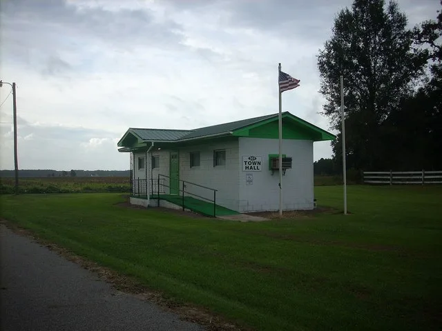 This town hall is surely smaller than many big city mayor's offices and probably even their private bathrooms. Raynham is a tiny little town on U.S. Route 301 in Robeson County, N...