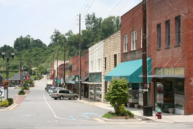 Down town Spruce Pine around Noon