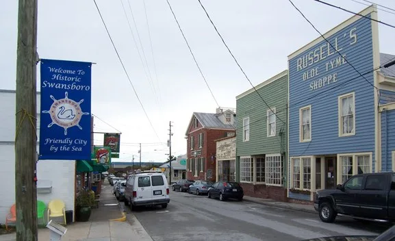 Historic downtown Swansboro NC. Taken by Carson Maynard, 05 September 2006.