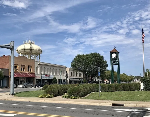 Commercial buildings in downtown Thomasville