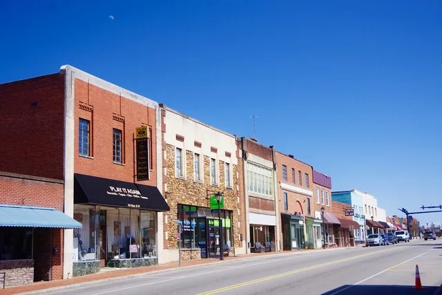 Businesses along Main Street (U.S. Route 70) in Valdese, North Carolina, United States