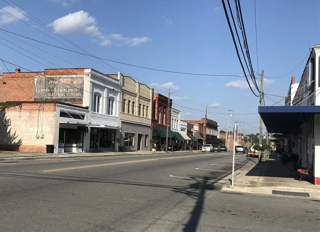 Wallace commercial district