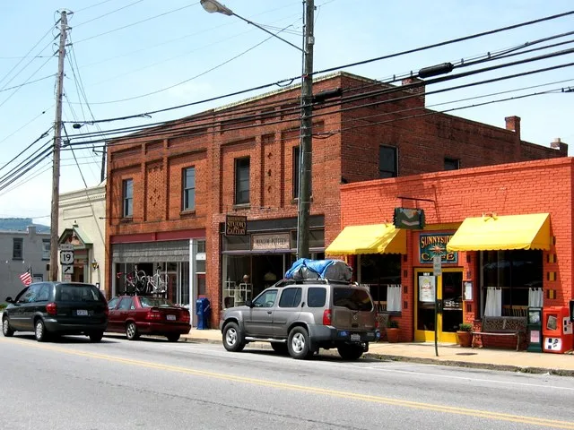 Main Street, Sunnyside Cafe, Downtown Weaverville NC