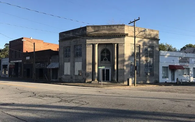 Whitakers, North Carolina. Bank of Whitakers building in the center.