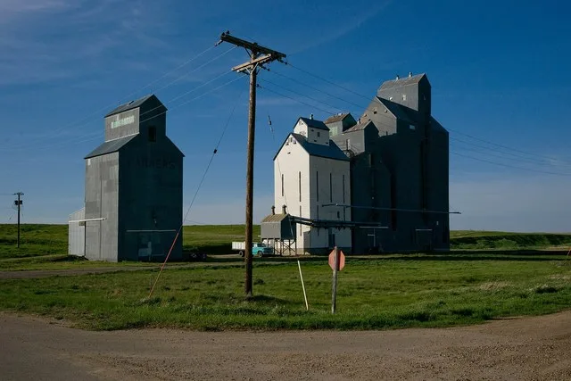 Grain elevators, Alamo, North Dakota From www.everydot.com