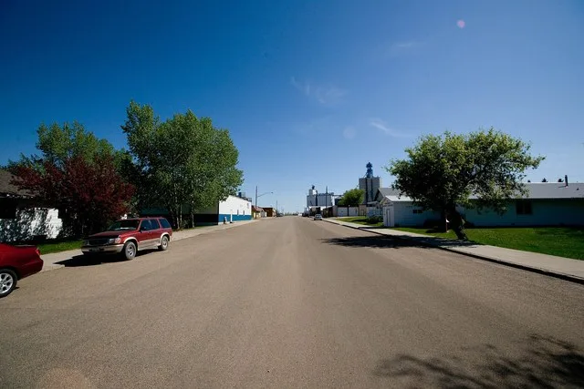 Street scene in Berthold, North Dakota