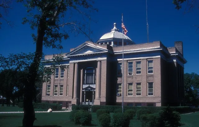 ONE OF MANY DESIGNED BY THIS PAIR OF ARCHITECTS; BUECHNER & ORTH BEAUX-ARTS COURTHOUSE