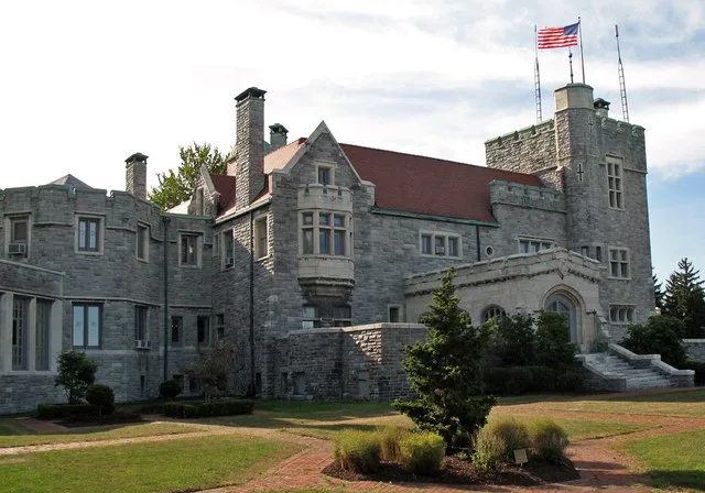 Registered Historic Places in Stark County, Ohio. Glamorgan Castle, 1025 South Union Ave, Alliance, Ohio, USA. Photographed 2008-08-25 from the grounds to the southeast of the bui...