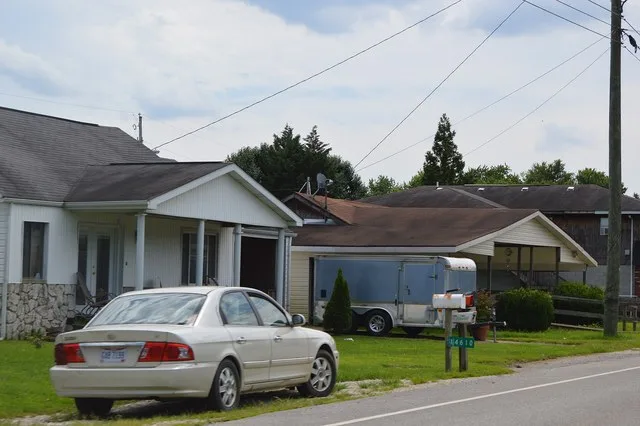 Houses on the eastern side of Market Street ( State Route 7 ) just north of the Myrtle Street intersection in Athalia , Ohio , United States .