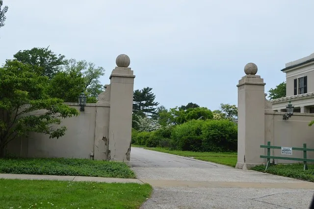 Gateway to the Gwinn Estate , located at 12407 Lakeshore Boulevard in Bratenahl , Ohio , United States . The estate is listed on the National Register of Historic Places .